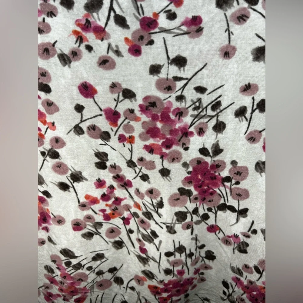 Women’s St. John White Red Designer Floral Viscose Spandex Top Size P Small - Picture 6 of 6